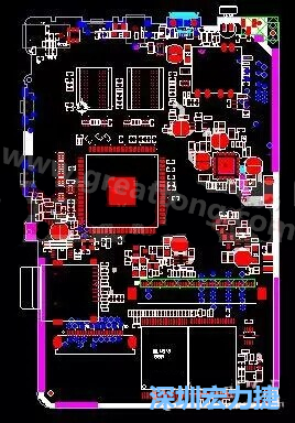 上圖是一個開發(fā)板的PCB，從布局中可以看出各個接口電路分離很明確，SDRAM和DDR以及SD卡接口電路等走線不會造成相互的干擾。-深圳宏力捷