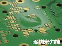散熱差可能導(dǎo)致PCB阻焊層的剝離。