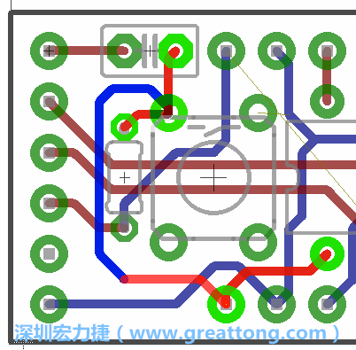 為了要創(chuàng)造一個電路通道，首先要先點(diǎn)擊重置開關(guān)的連結(jié)點(diǎn)進(jìn)行布線，在電路板的背面繪制線路直到其它線路前的乾淨(jìng)區(qū)域。